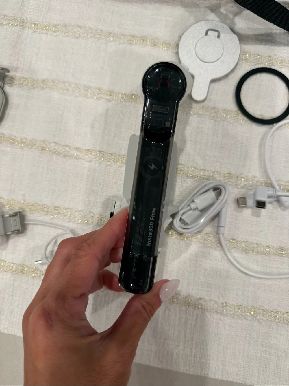 Insta360 Flow White Handheld Gimbal/Accessory Kit